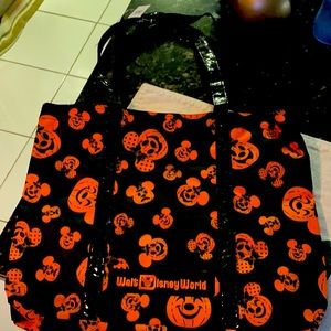 NWT WDW Halloween 🎃 tote